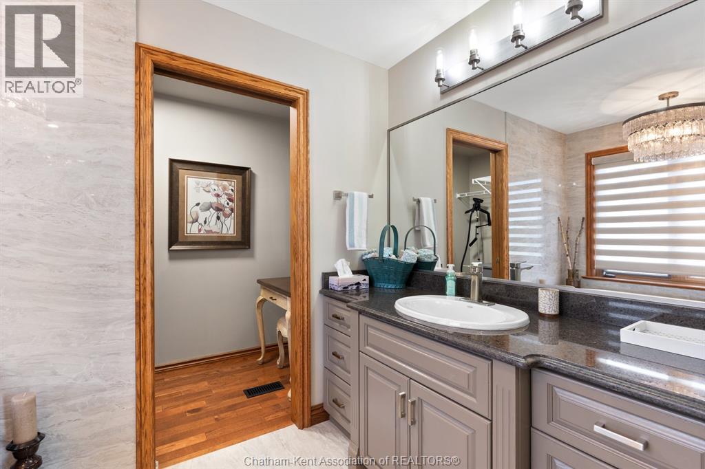 6576 TALBOT TRAIL - 40