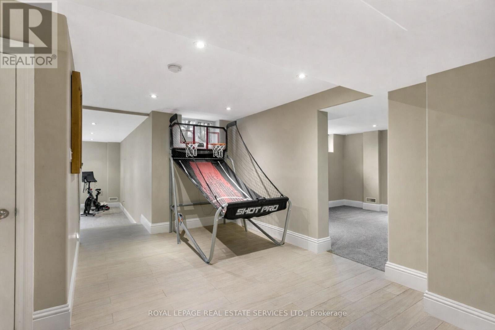 1387 WILLOWDOWN ROAD - 29