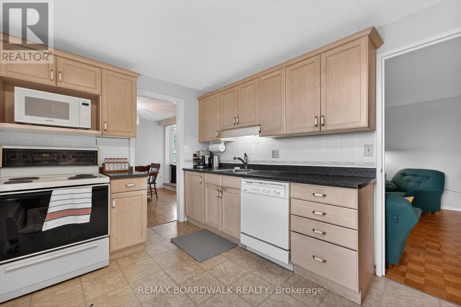 #308 1356 MEADOWLANDS DRIVE E - 15