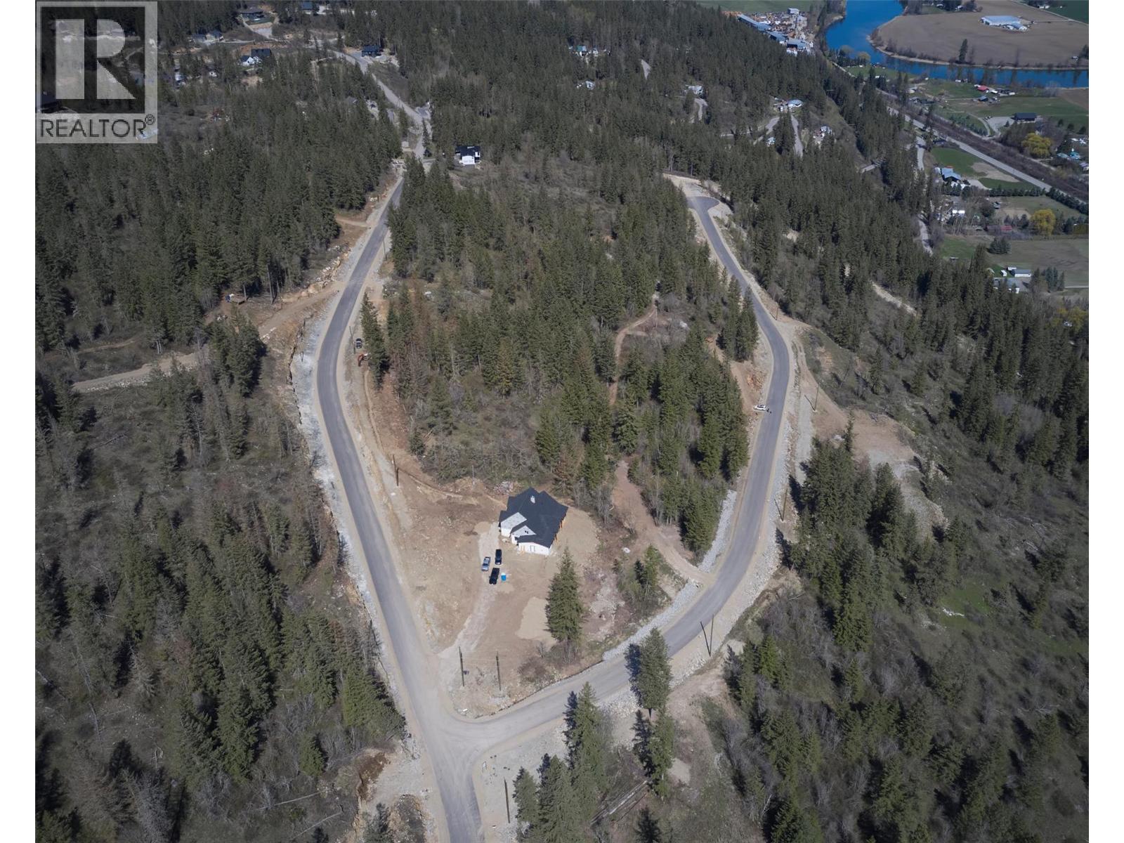  201 Crooked Pine Road, Enderby