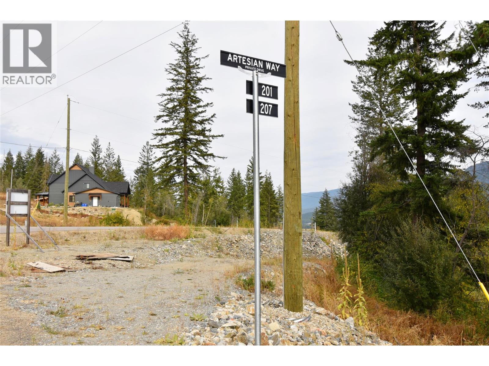  201 Crooked Pine Road, Enderby