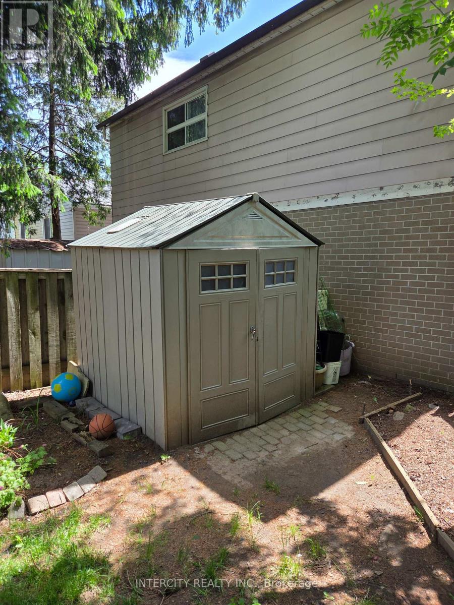 21 HIGHVIEW TRAIL - 34