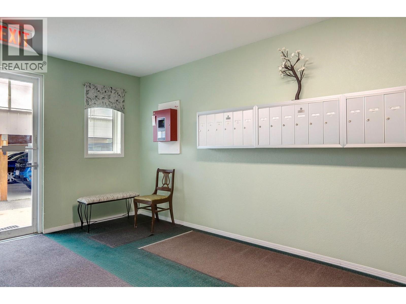 #212 211 Kildonan Avenue - 2