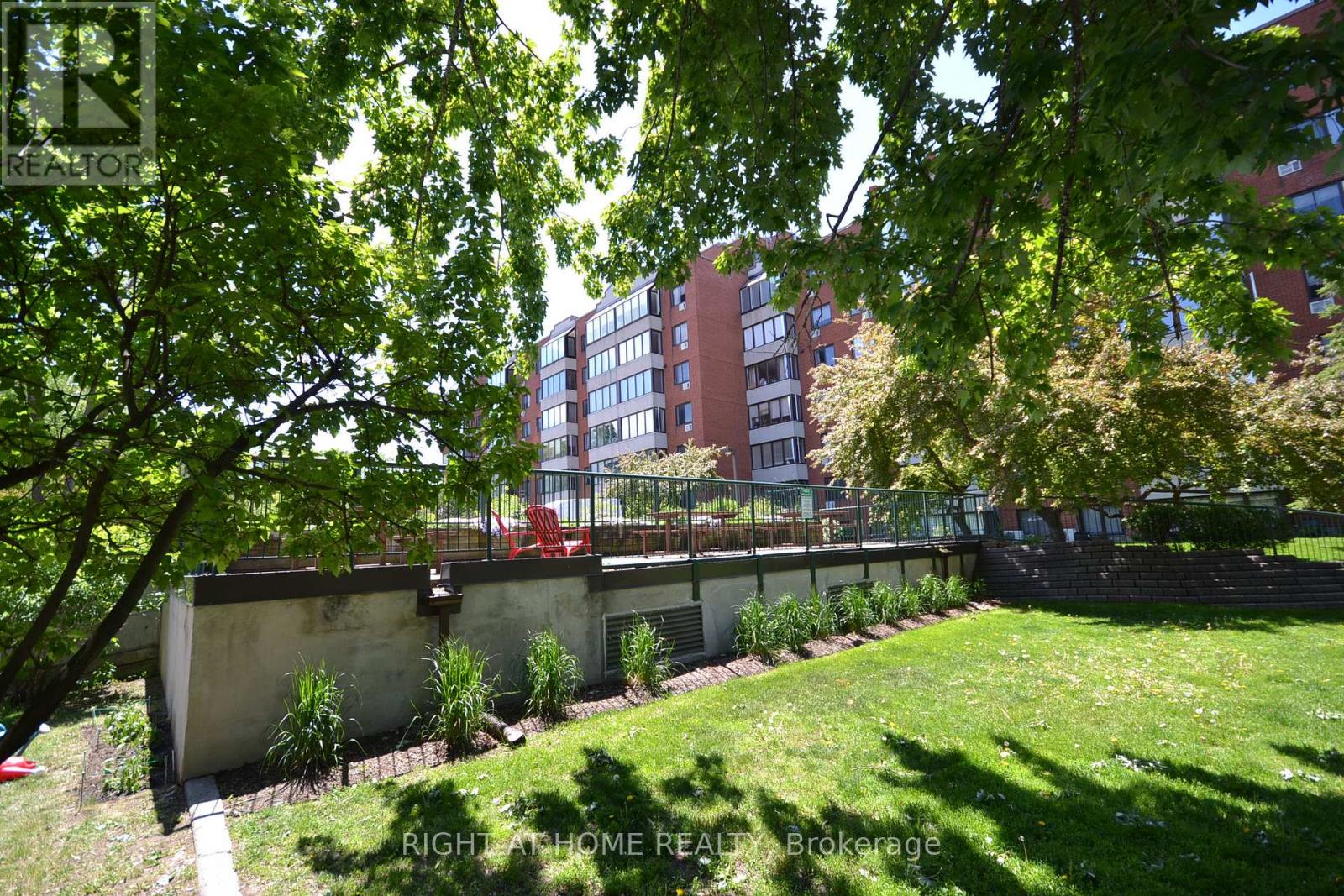 #309 225 ALVIN ROAD N - 35
