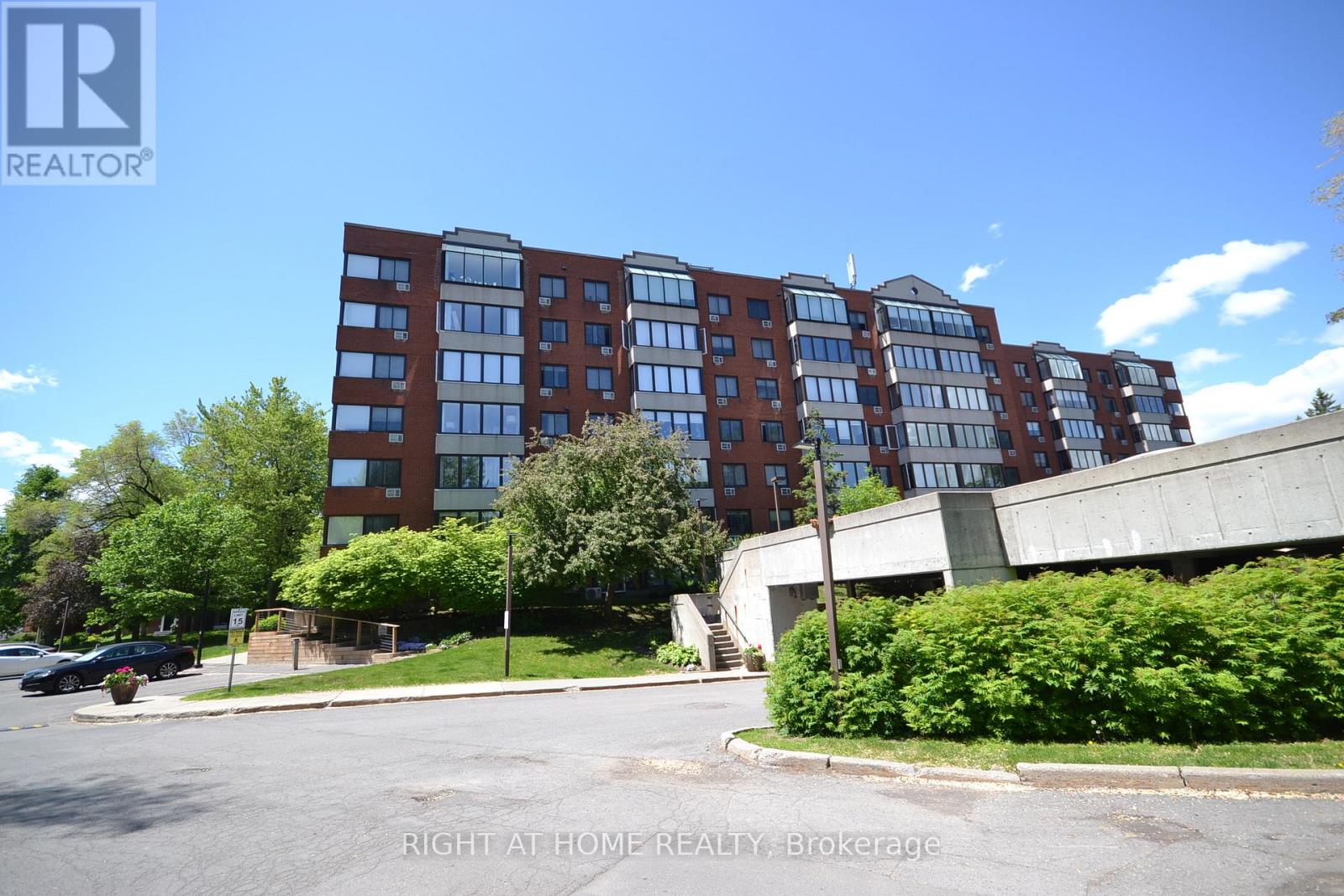 #309 225 ALVIN ROAD N - 39