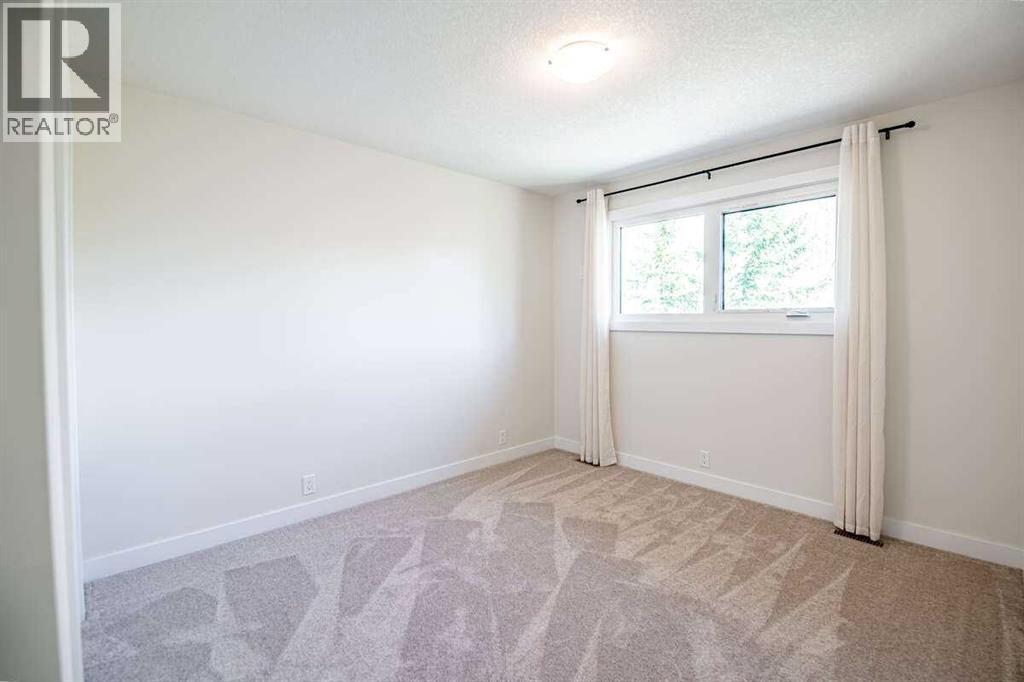 41B 26553 Hwy 11 - 32