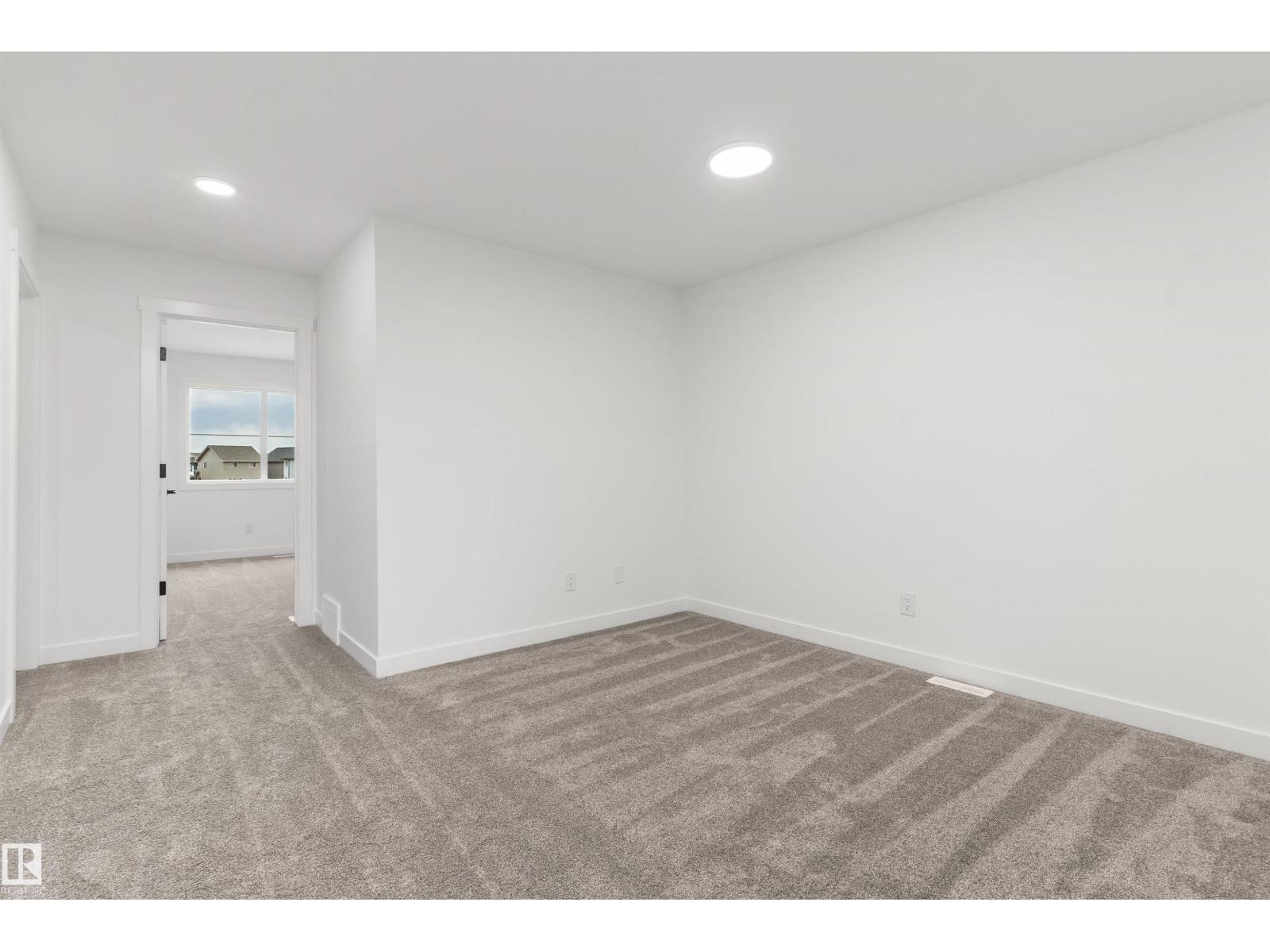 1048 CRISTALL CR SW - 27