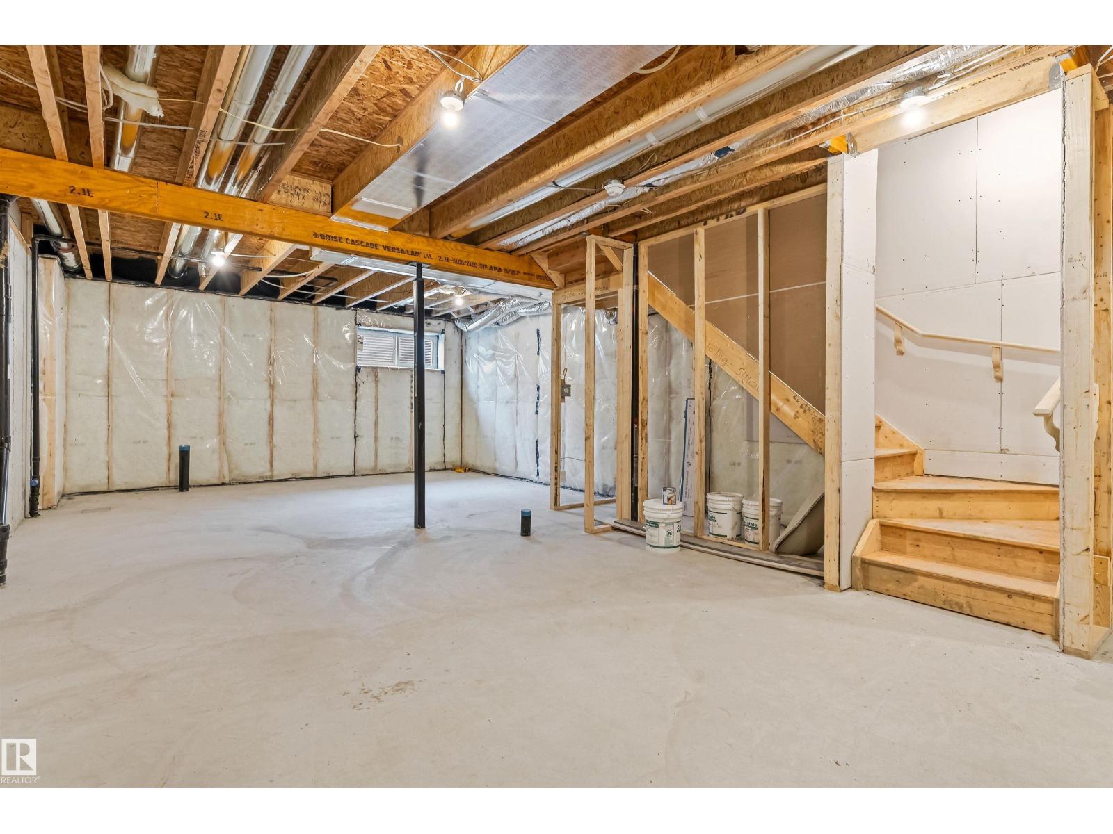 1048 CRISTALL CR SW - 38