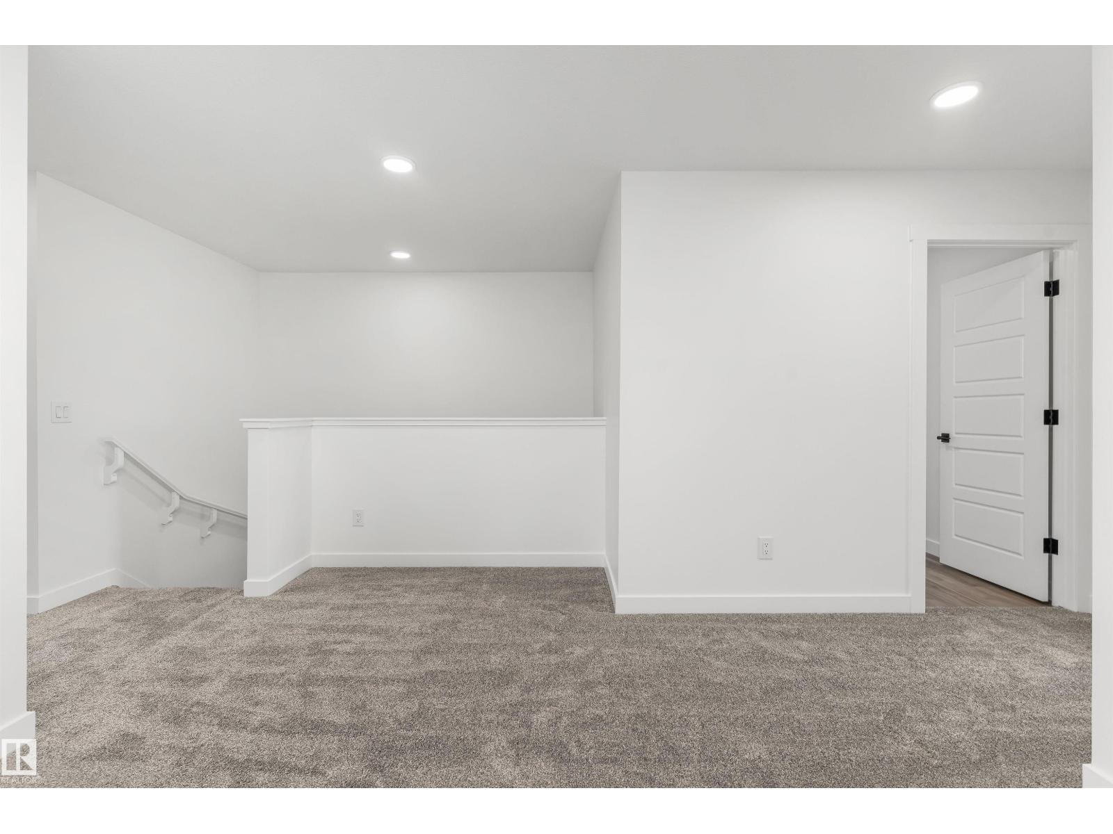 1048 CRISTALL CR SW - 28