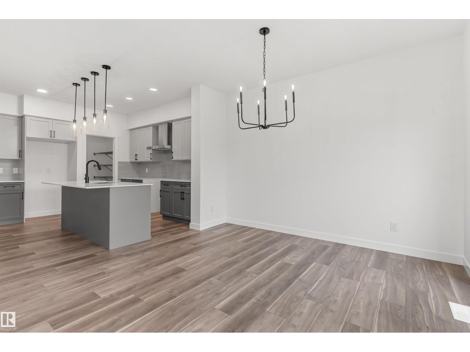 1048 CRISTALL CR SW - 9