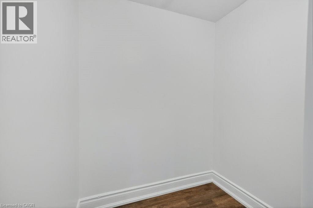 299 BRITANNIA Avenue - 29