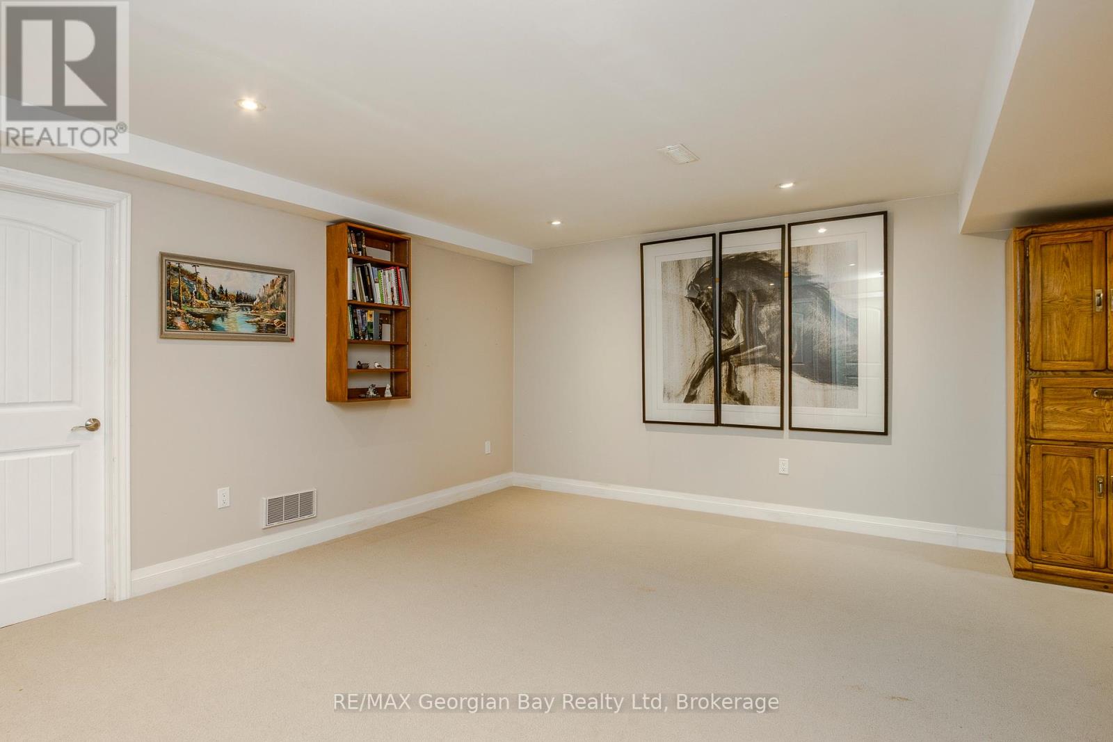 432 SHEWFELT CRESCENT - 28