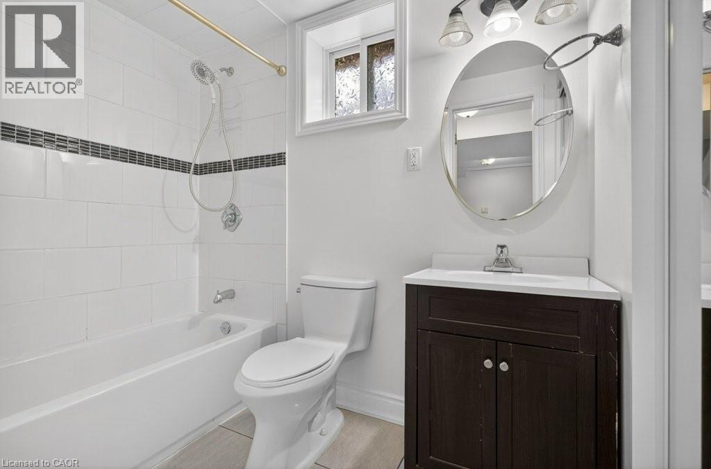 299 BRITANNIA Avenue - 37