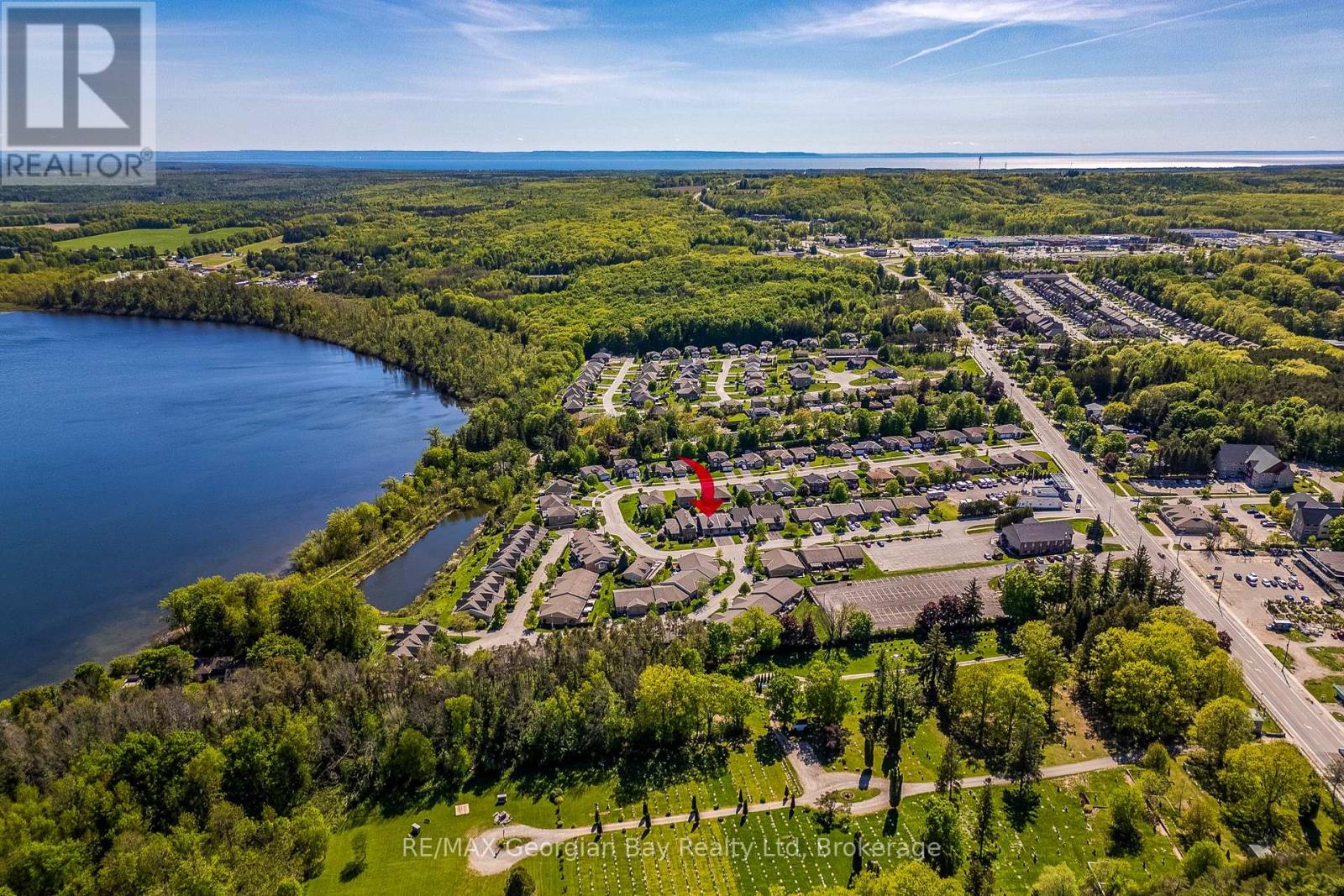 432 SHEWFELT CRESCENT - 35