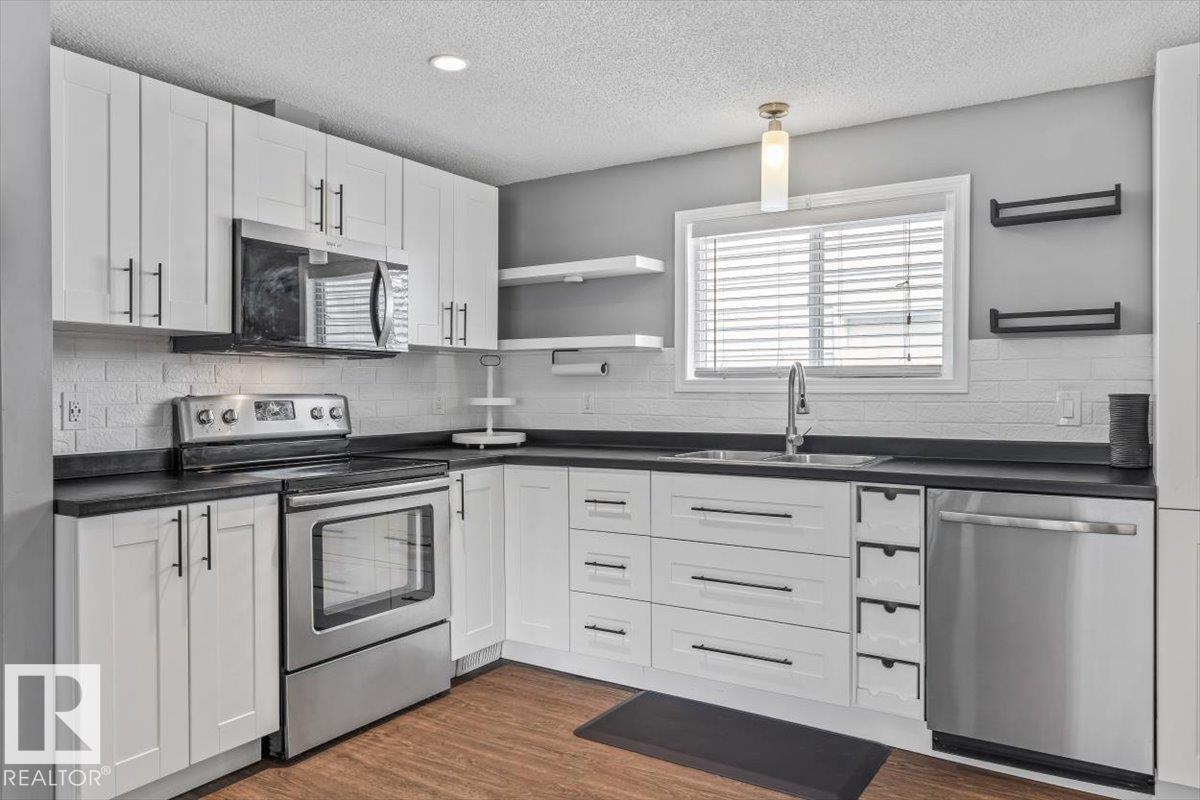 11910 95 ST NW - 12