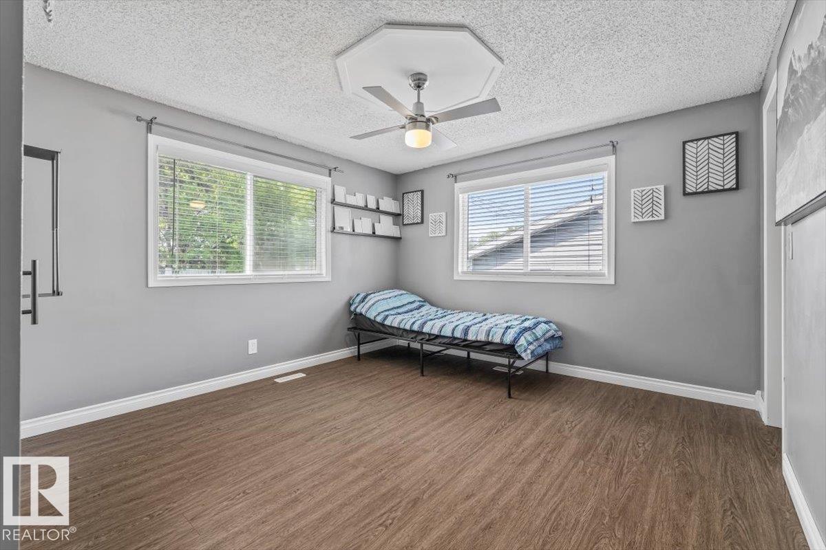11910 95 ST NW - 16