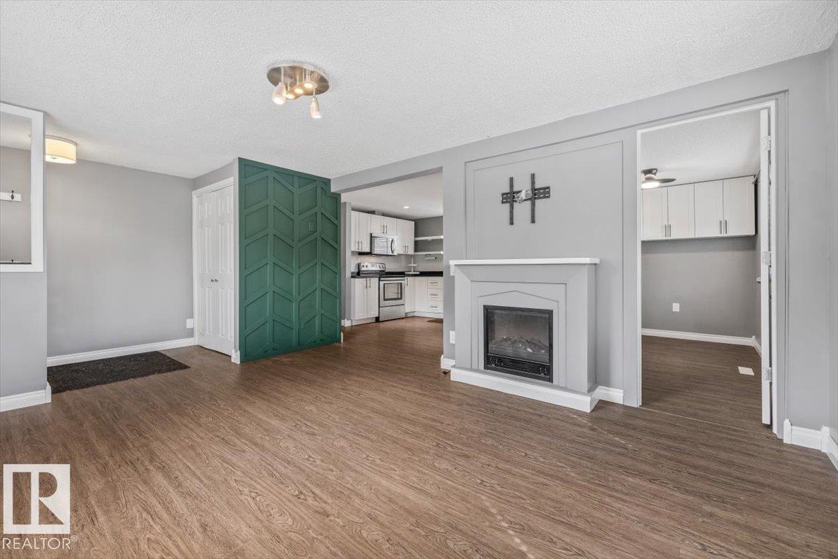 11910 95 ST NW - 8