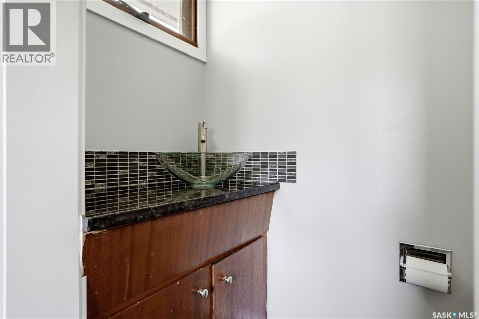 810 Princess STREET - 16