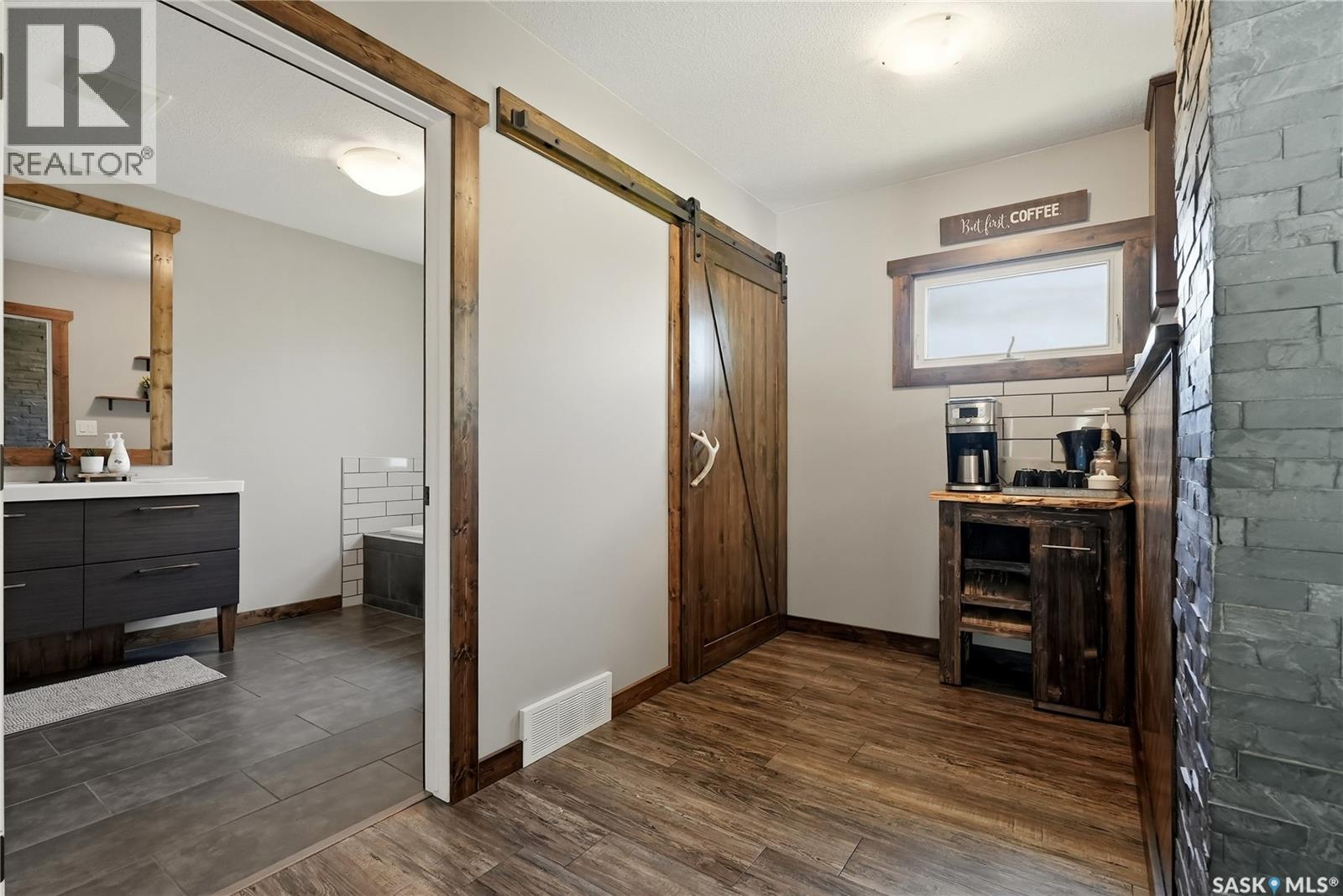 4009 Central AVENUE — photo 31