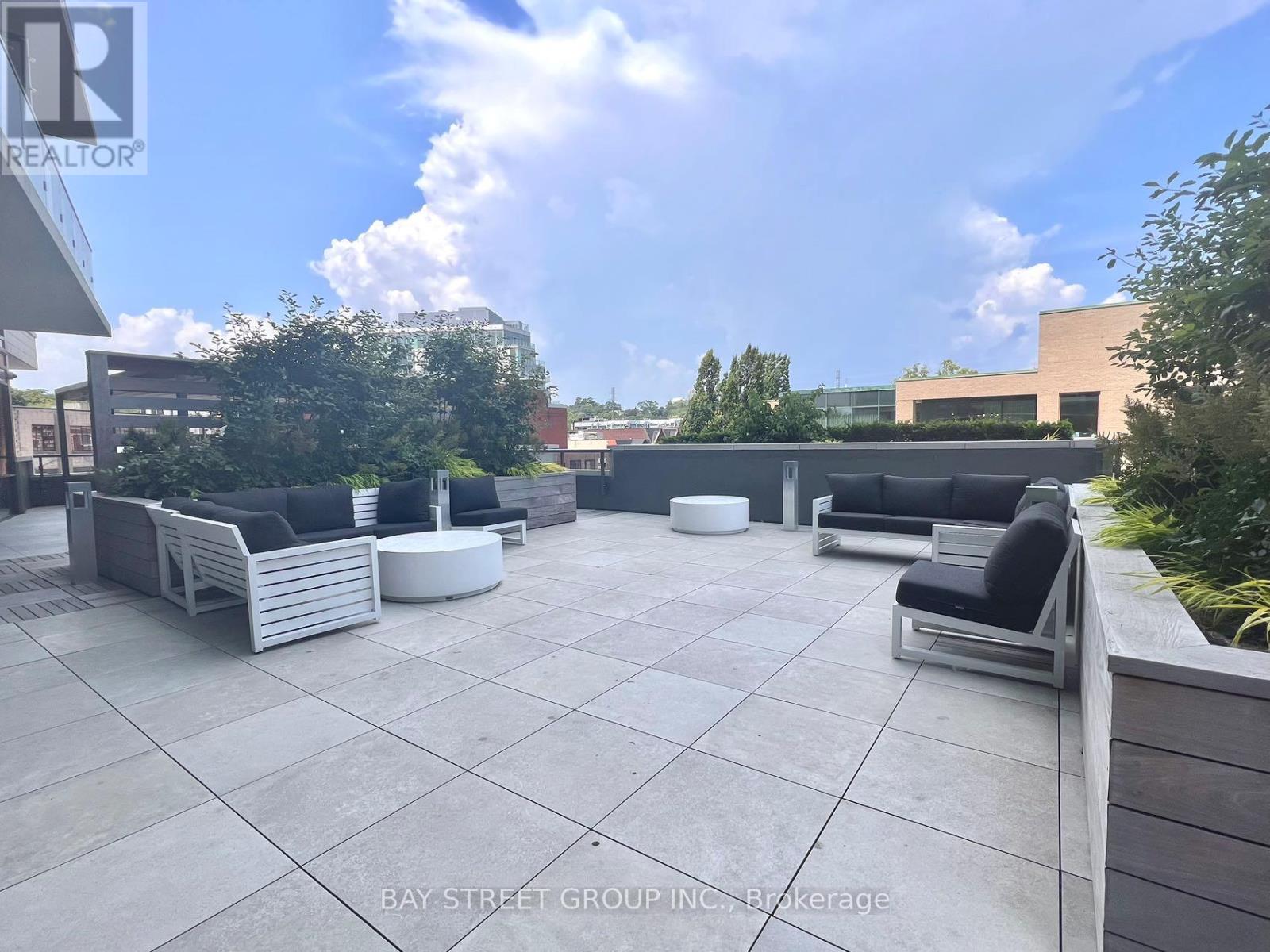#905 181 BEDFORD ROAD - 21