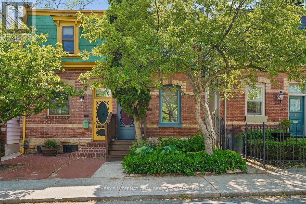 Listing photo of 452 SUMACH STREET