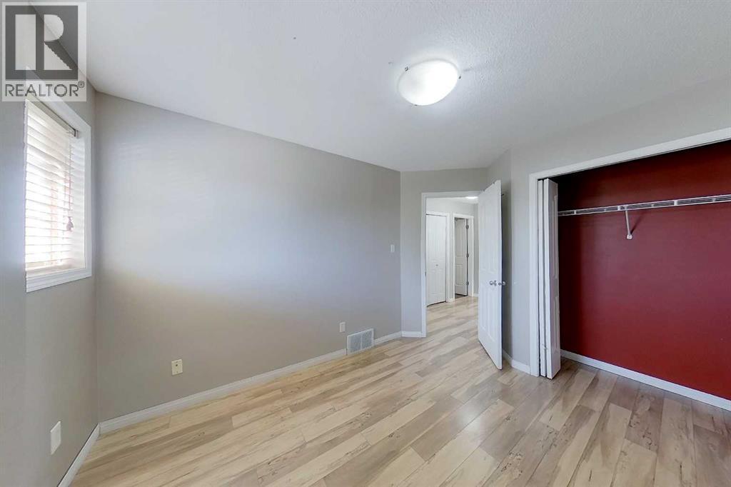 708 8 Avenue SW — photo 25