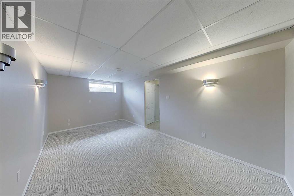 708 8 Avenue SW — photo 28