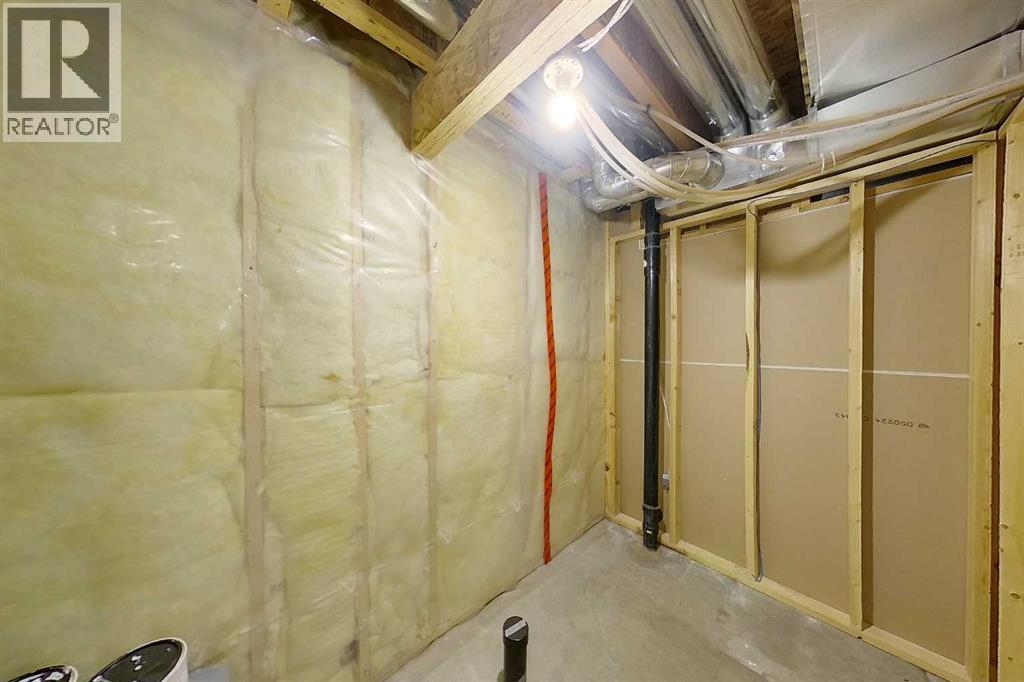 708 8 Avenue SW — photo 30