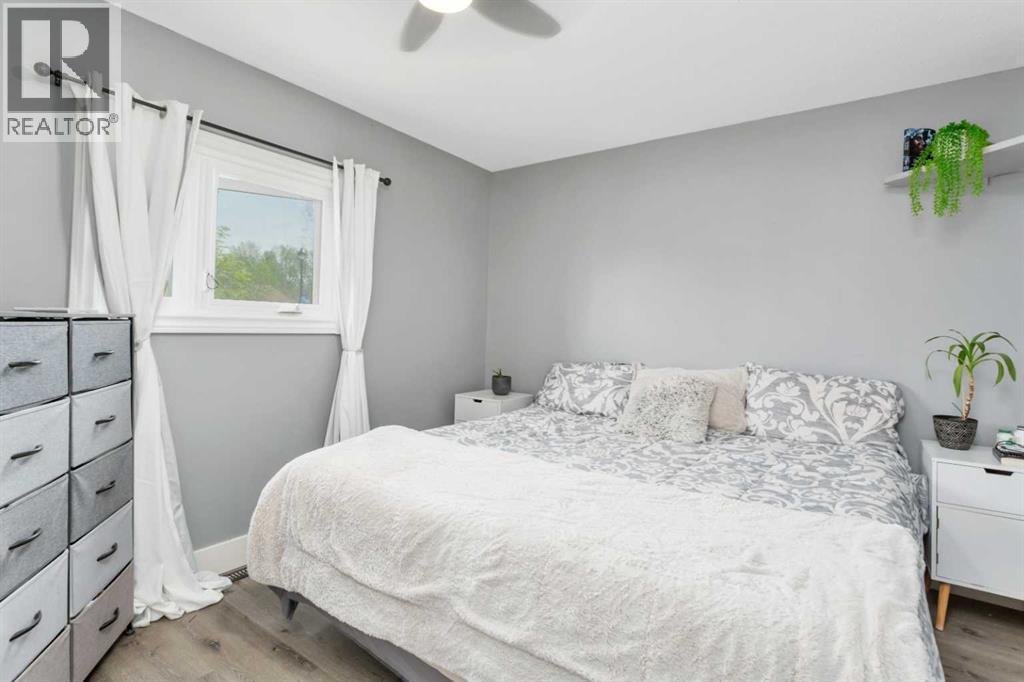 5010 53 Street - 18