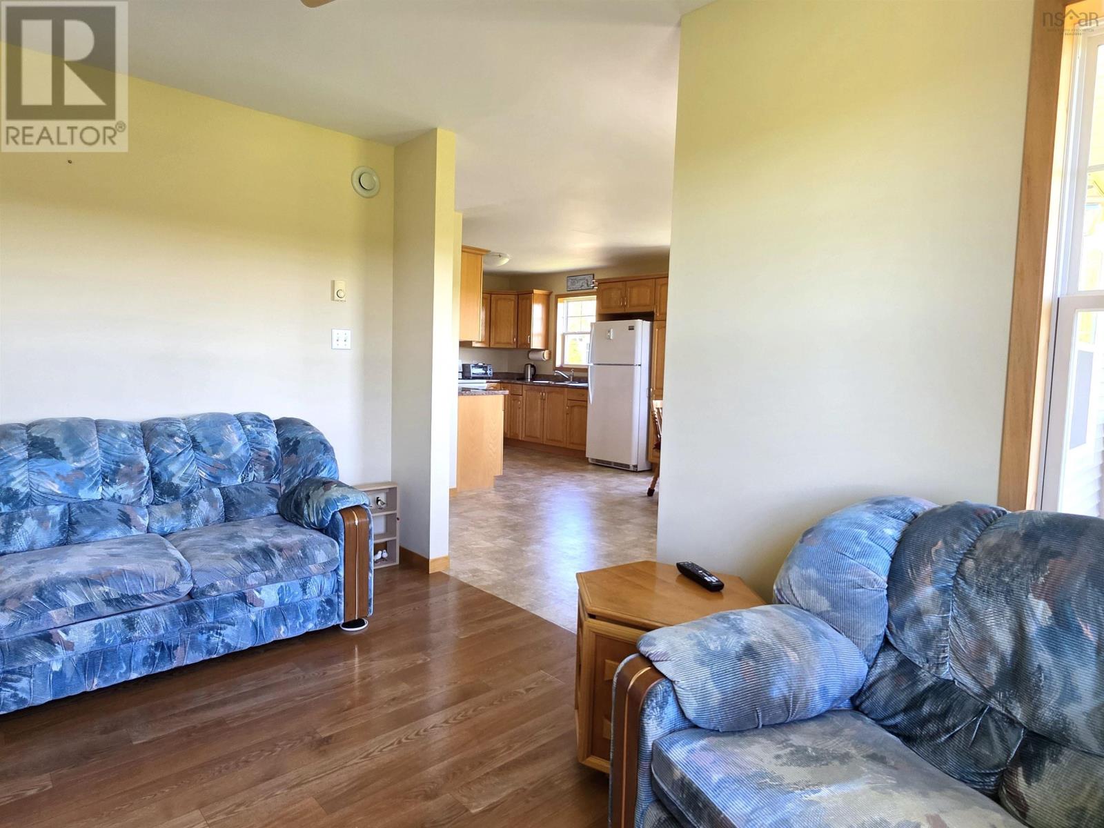 150 336 Highway - 13