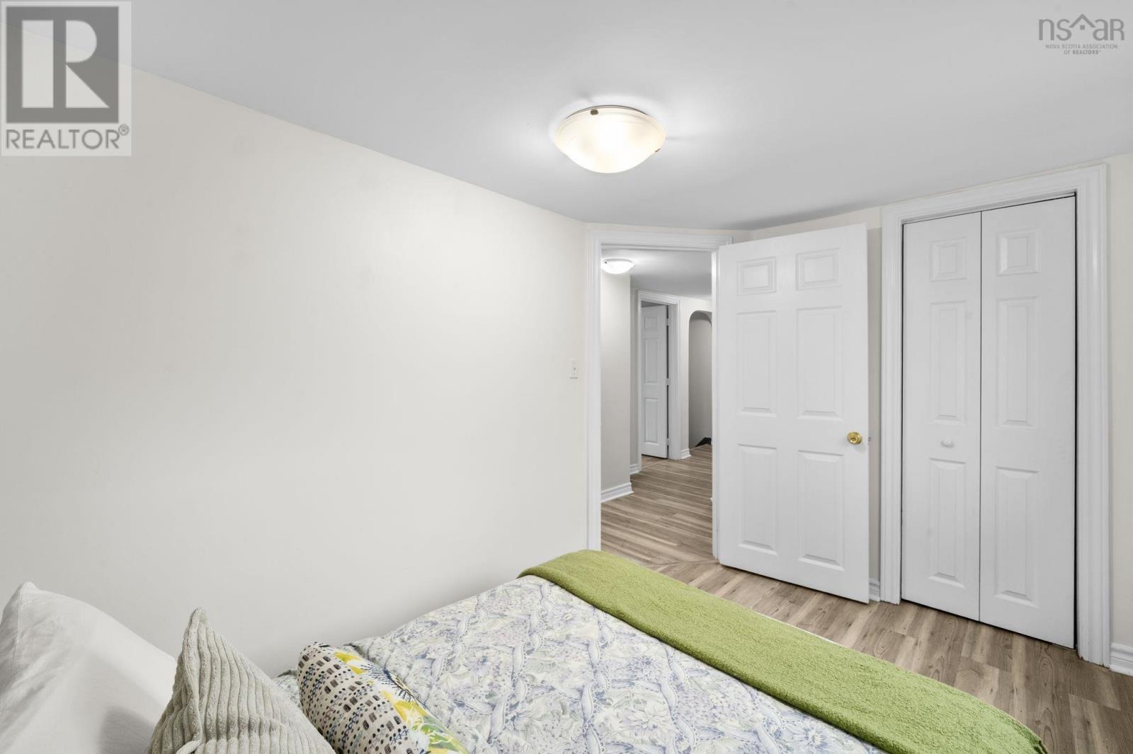 Property 38 of 42 of 43 Winchester Avenue