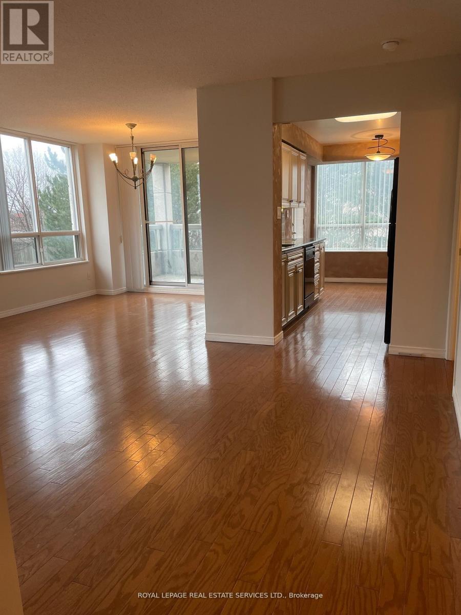 #203 29 NORTHERN HEIGHTS DRIVE - 10