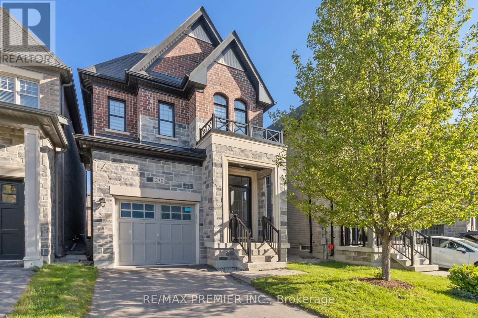 230 CRANBROOK CRESCENT - 3