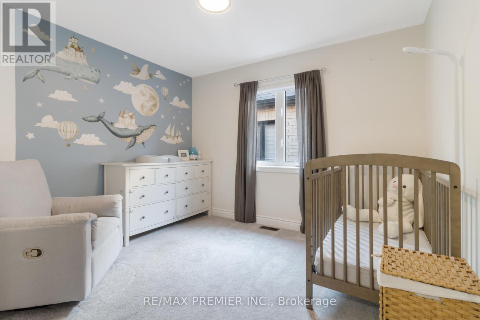 230 CRANBROOK CRESCENT - 34