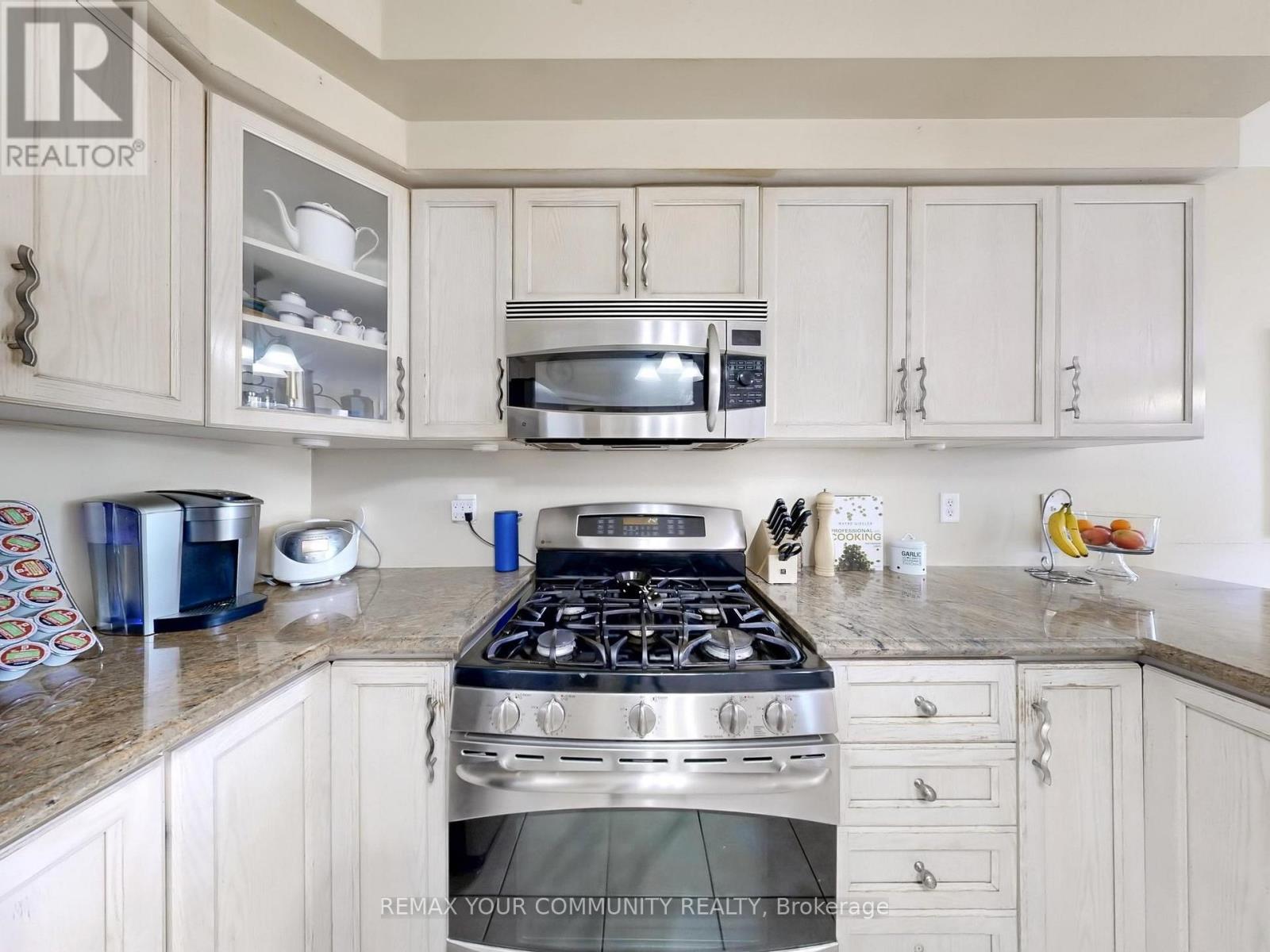24 CACHET HILL CRESCENT - 16