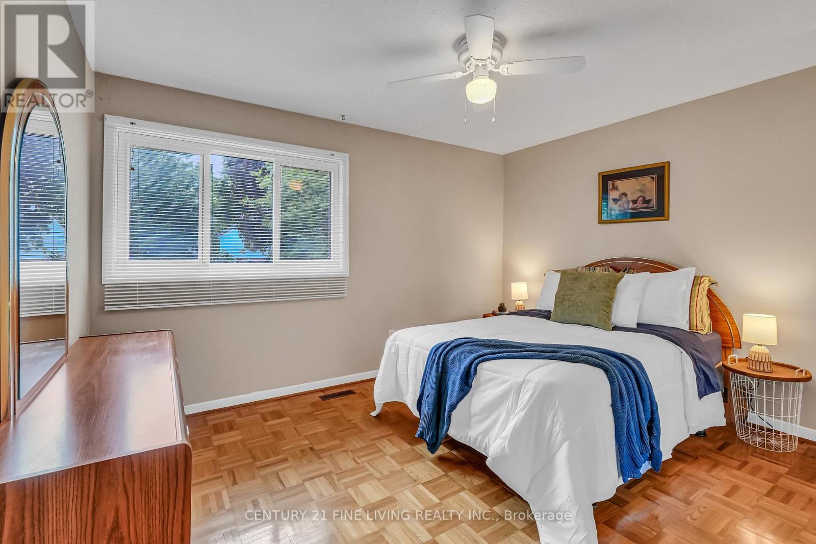 6038 FEATHERHEAD CRESCENT - 21