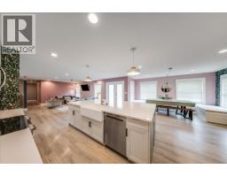 Other - 816 Columbia Road, Castlegar, BC V1N4K6 Photo 9