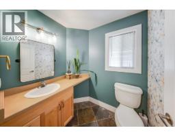 816 Columbia Road, Castlegar, BC V1N4K6 Photo 25