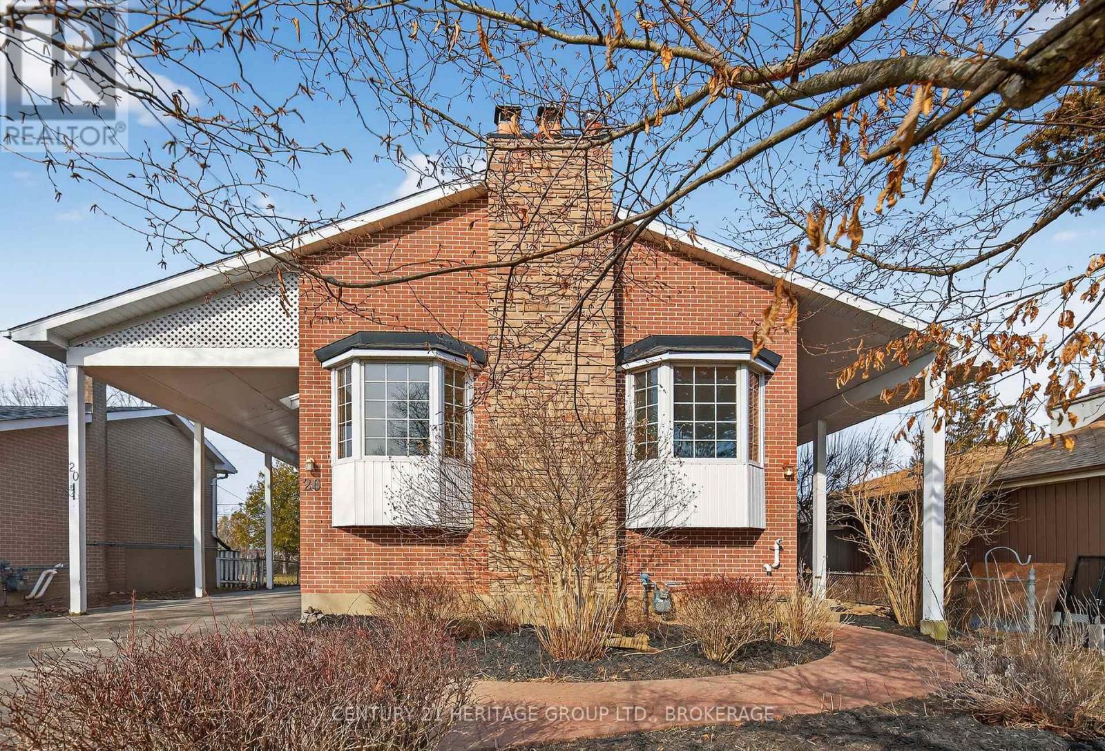 20 OAKRIDGE AVENUE - 4
