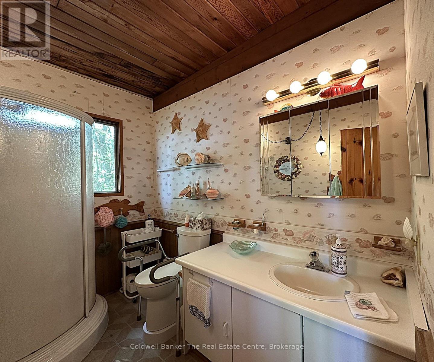 1319 WEST LIONS HEAD ROAD - 22
