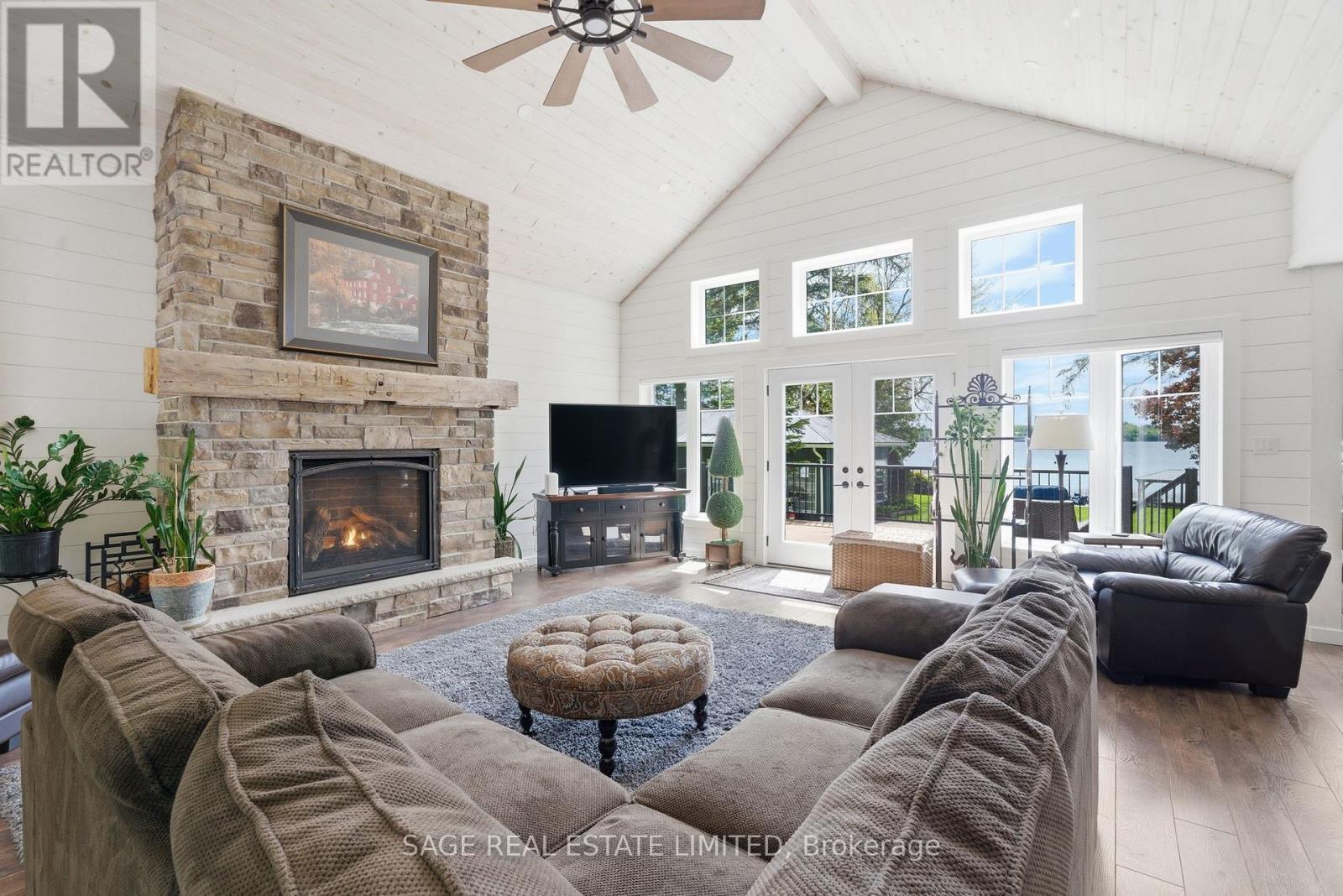 141 SANDY POINT ROAD - 2