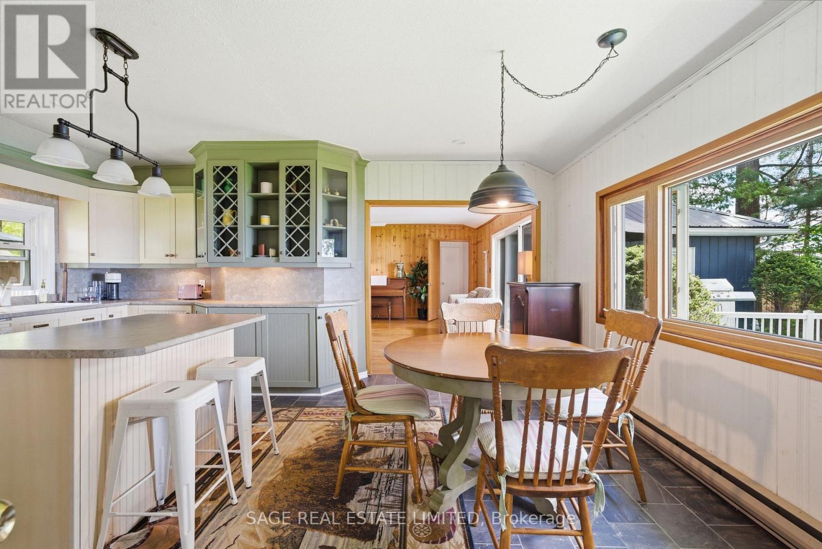 141 SANDY POINT ROAD - 36