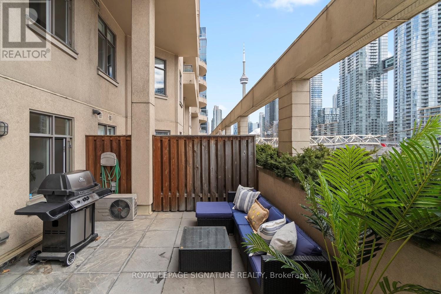 #207 550 FRONT STREET W - 19