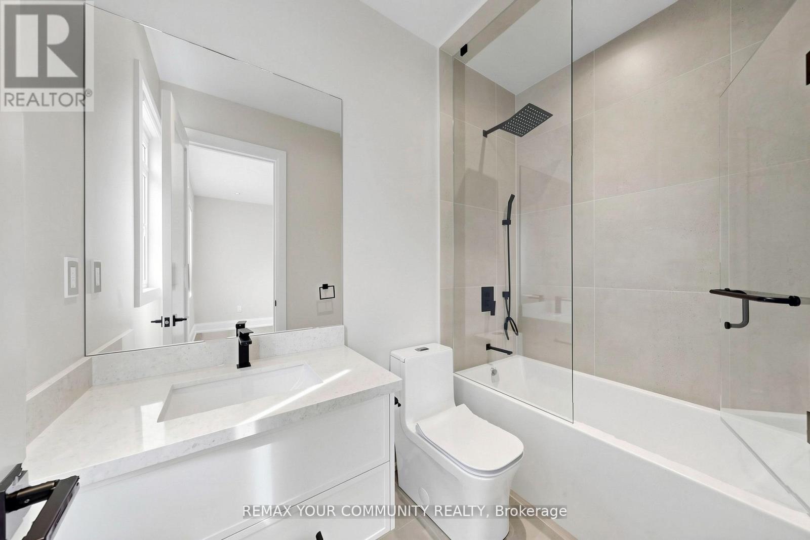 97 RANEE AVENUE - 28