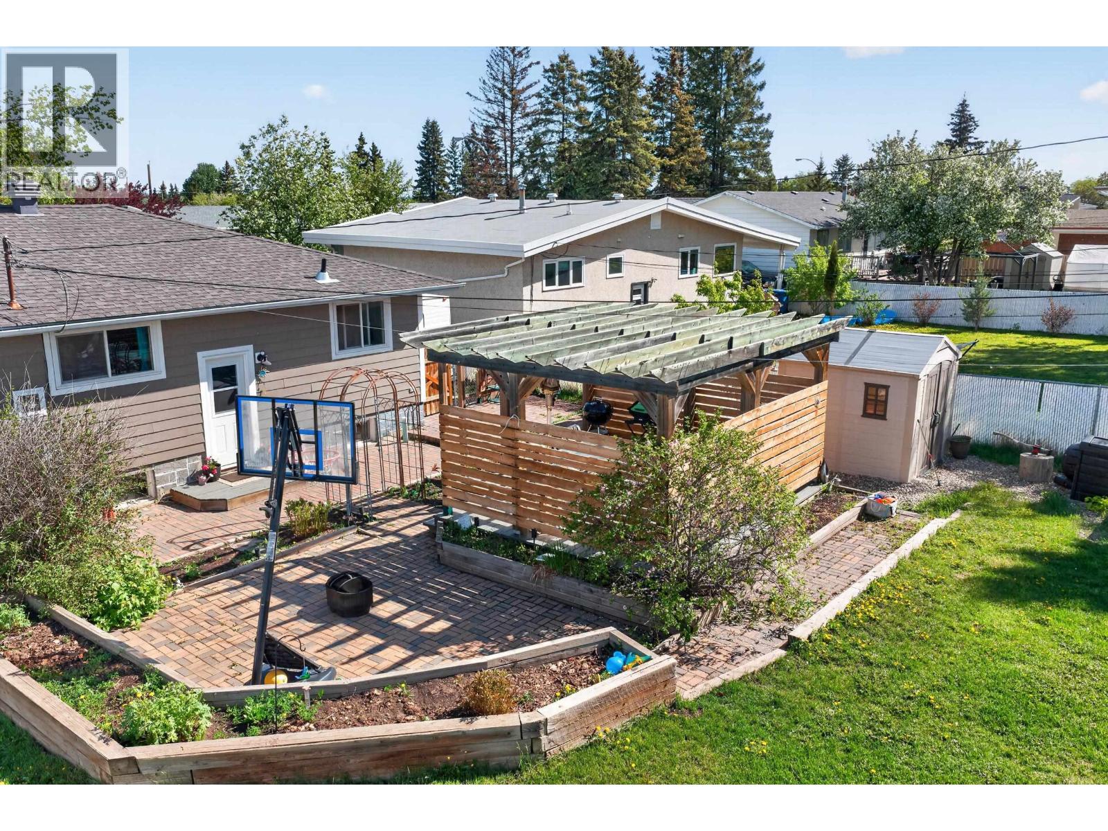 10315 111 AVENUE - 22