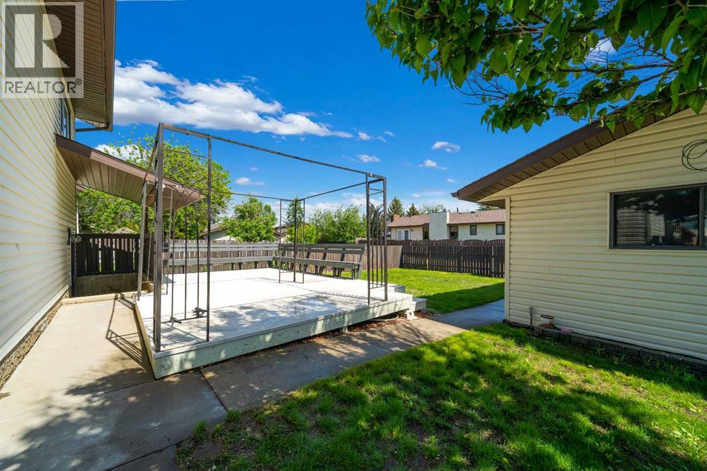 17 Calder Place SE — photo 30
