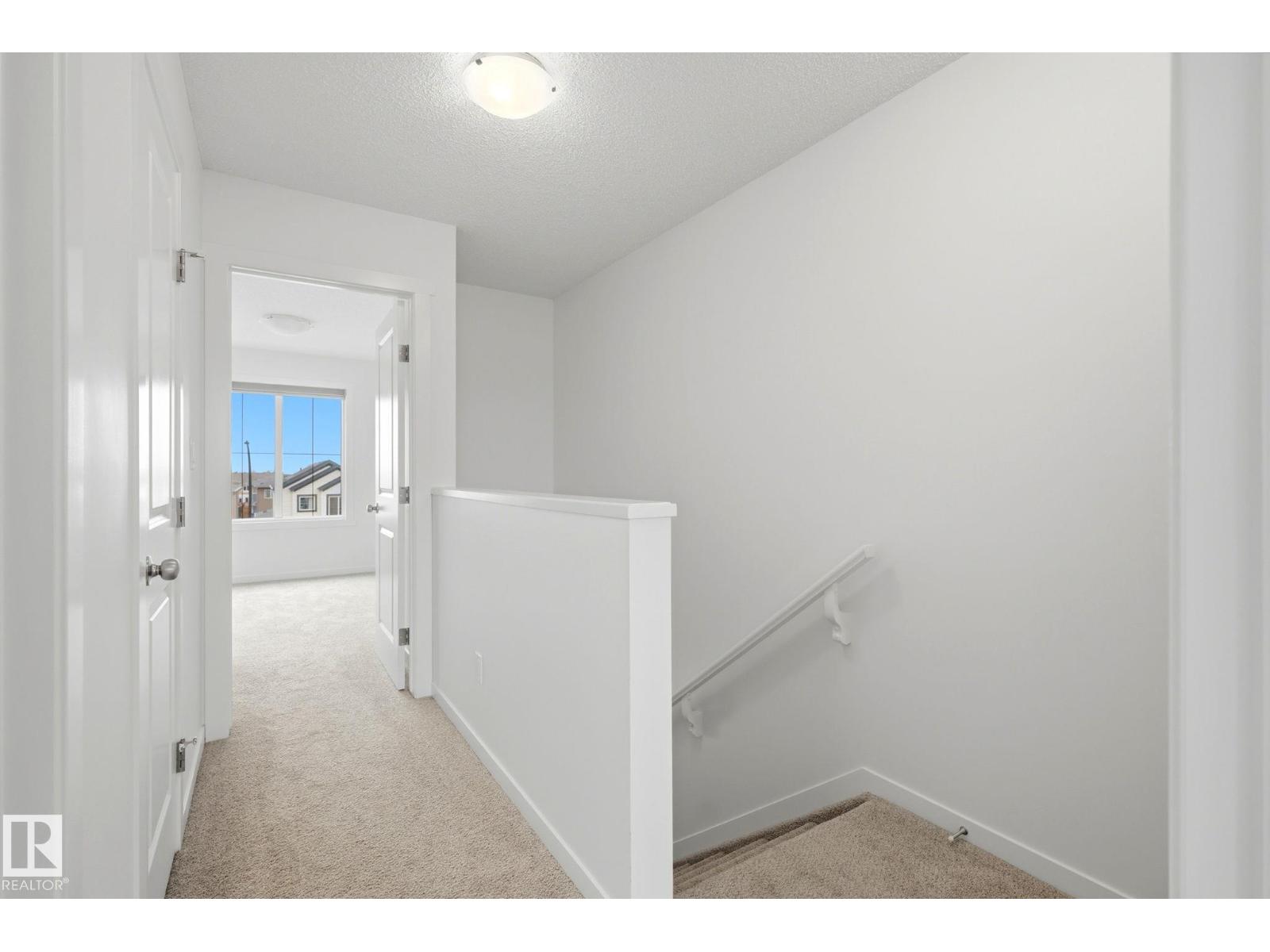 1209 MCLEOD AV — photo 21
