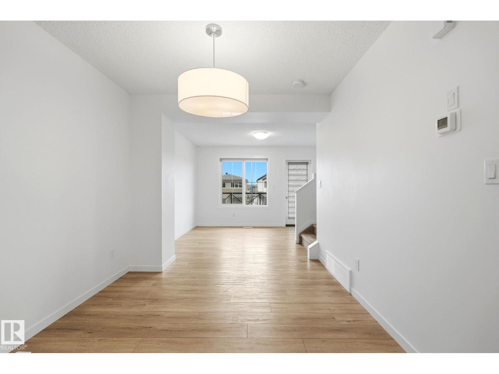 1209 MCLEOD AV — photo 7
