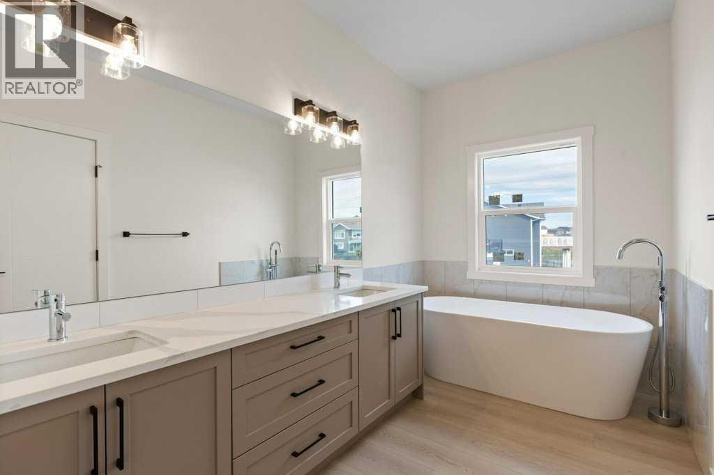 206 Monterey Bay SE - 17