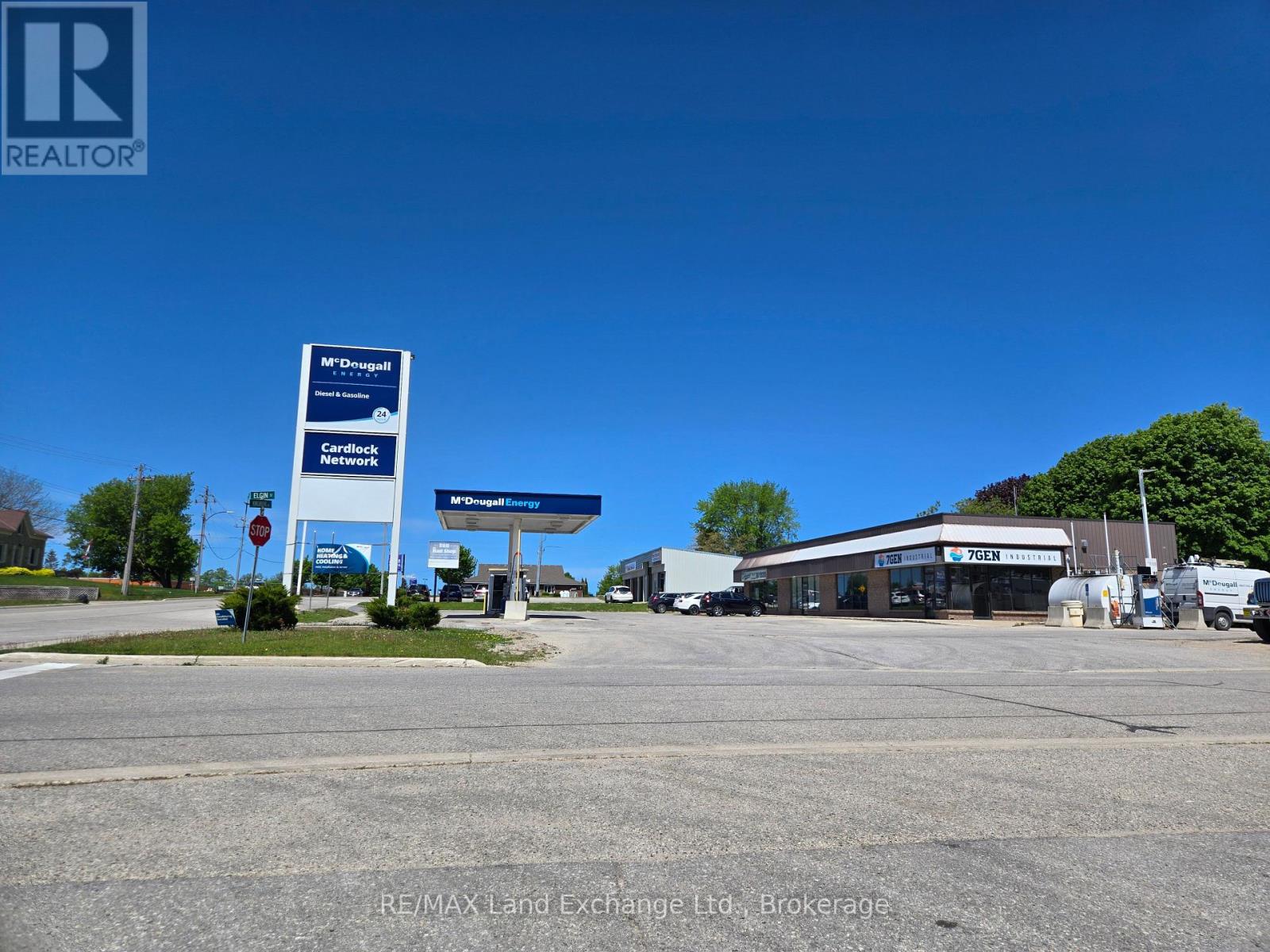 383 KINCARDINE AVENUE W